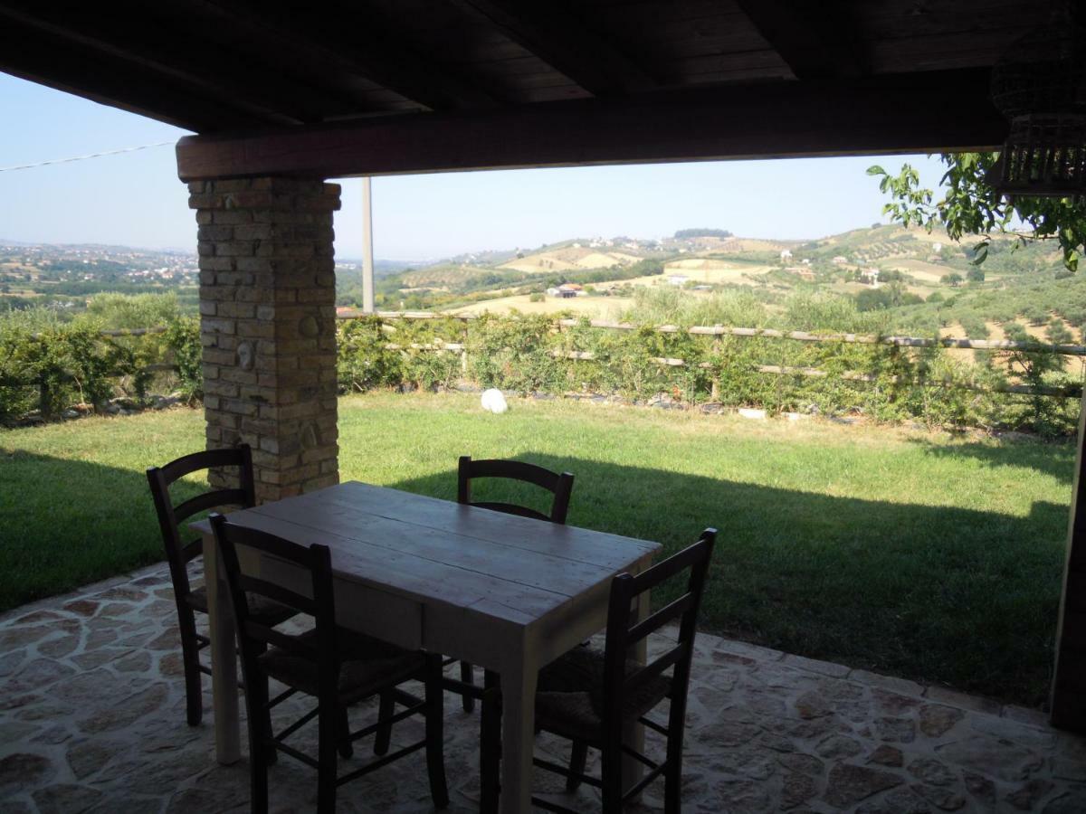 Agriturismo Piccolo Albero لوريتو أبروتينو المظهر الخارجي الصورة